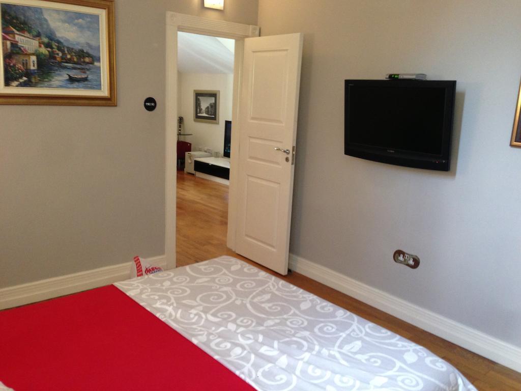 Apartment London Budva